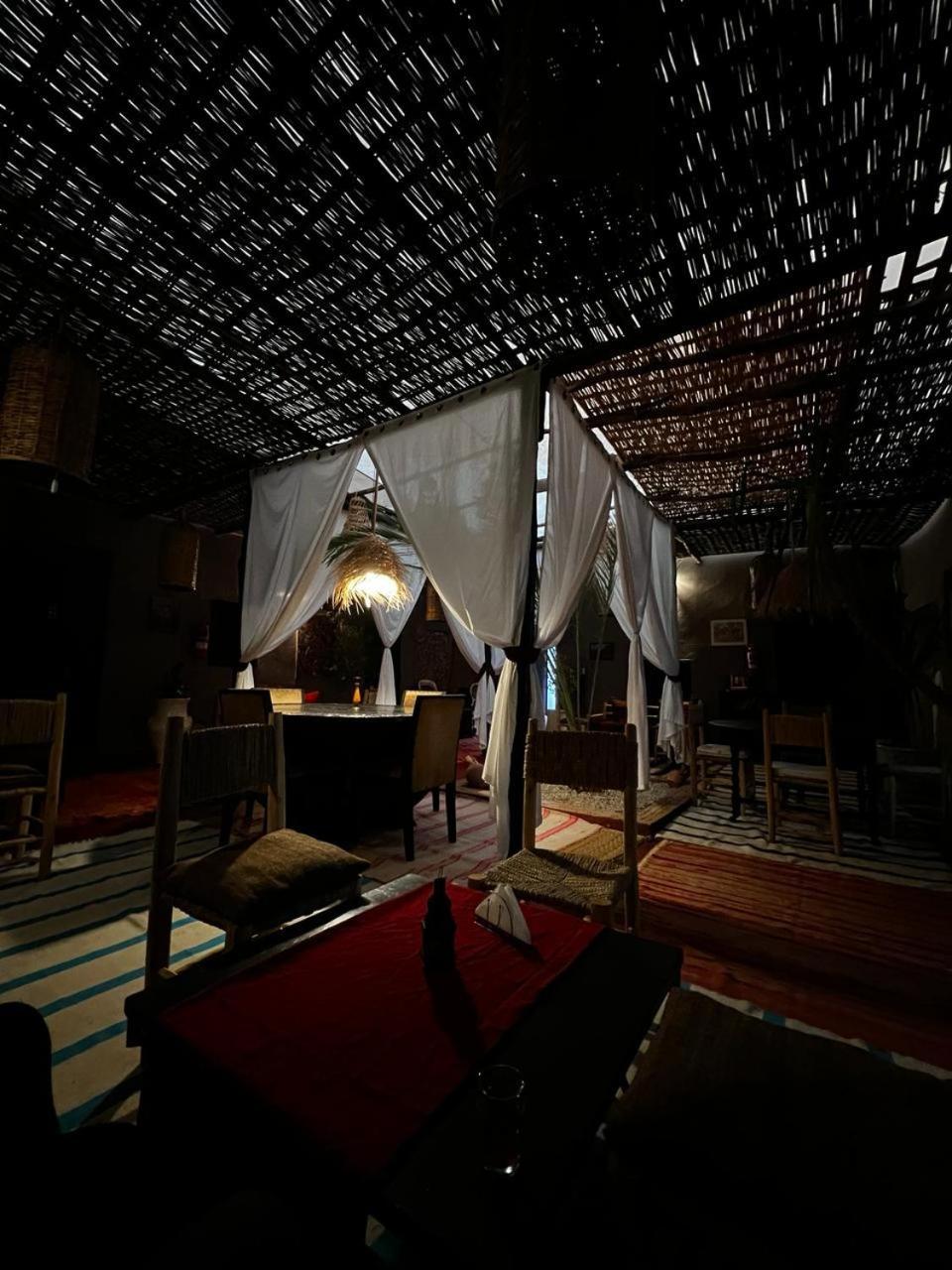 Aït Ourir Dar Tadoutゲストハウス エクステリア 写真